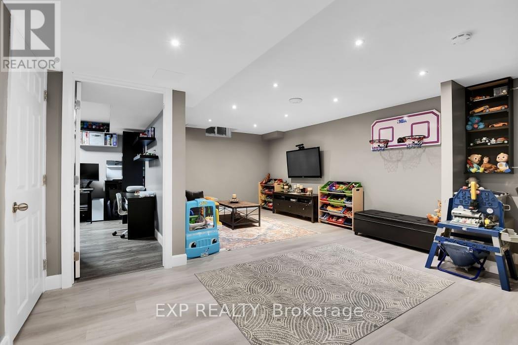 138 Acklam Terrace, Ottawa, ON, K2K 2J5 - 24