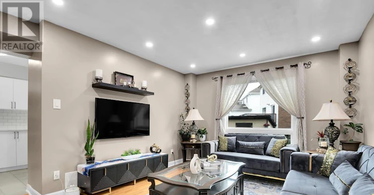 138 Acklam Terrace, Ottawa, ON, K2K 2J5 - 6