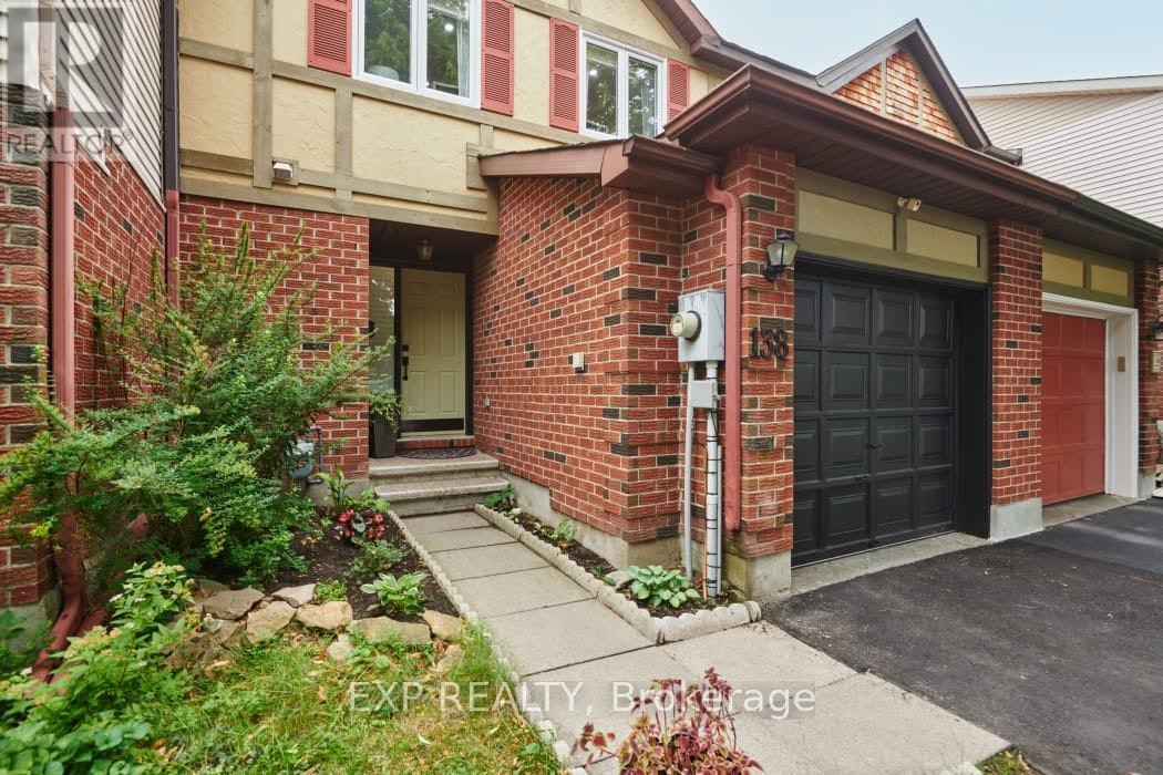 138 Acklam Terrace, Ottawa, ON, K2K 2J5 - 2