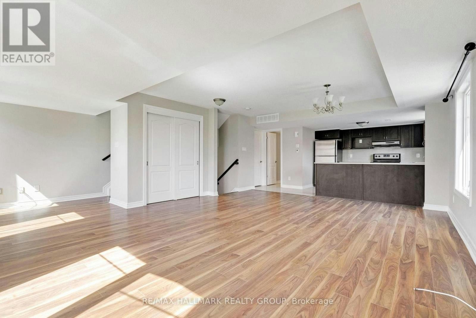 255B Titanium Private, Ottawa, ON, K1C 0A5 - 8