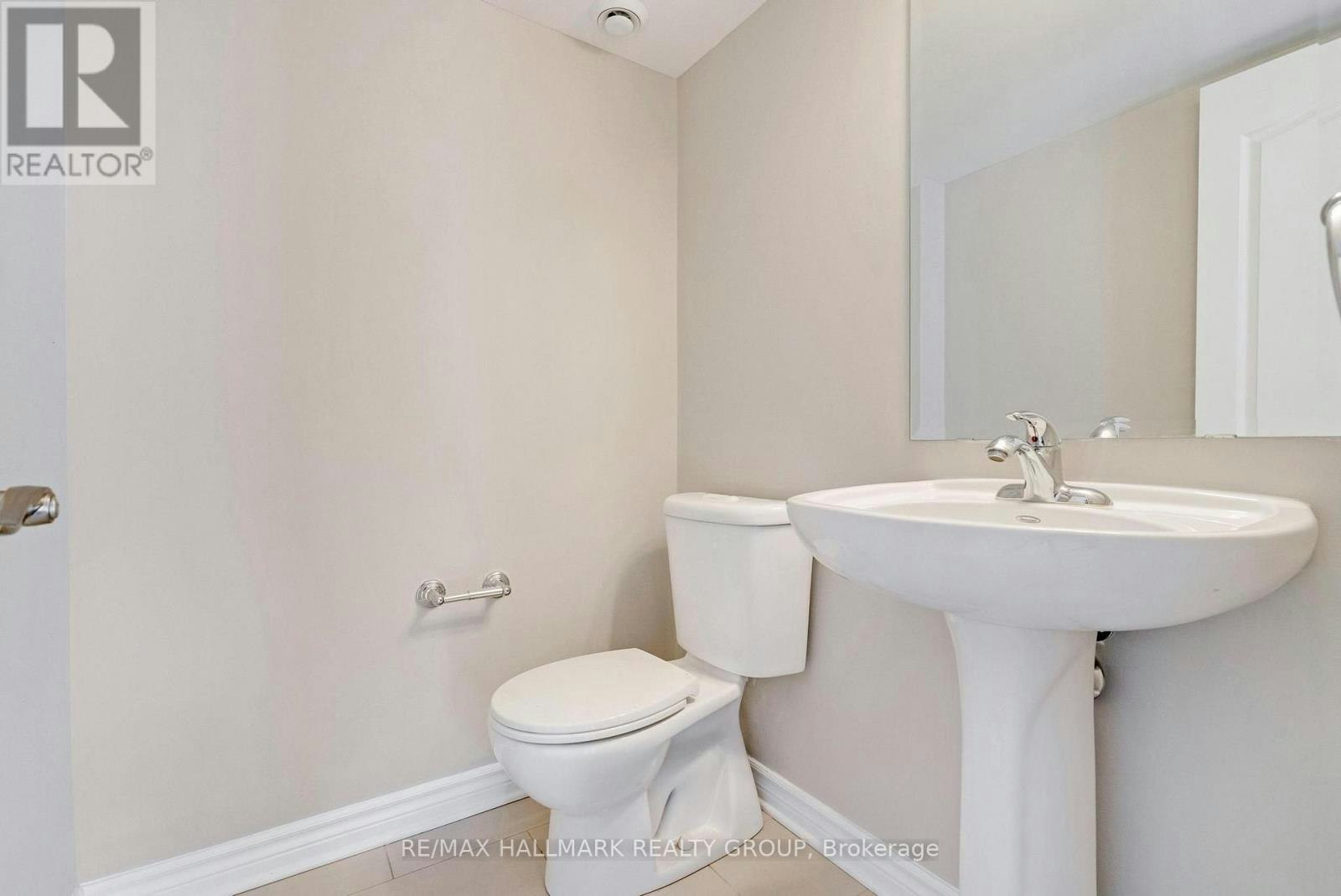 255B Titanium Private, Ottawa, ON, K1C 0A5 - 13