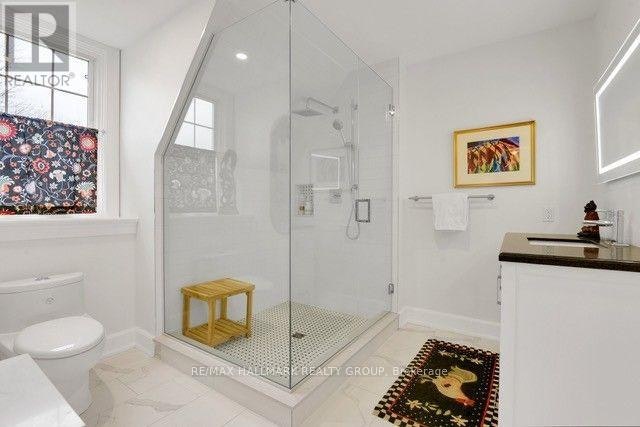 550 Piccadilly Avenue, Ottawa, ON, K1Y 0J1 - 14