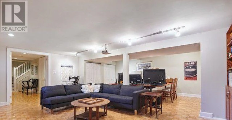 550 Piccadilly Avenue, Ottawa, ON, K1Y 0J1 - 15