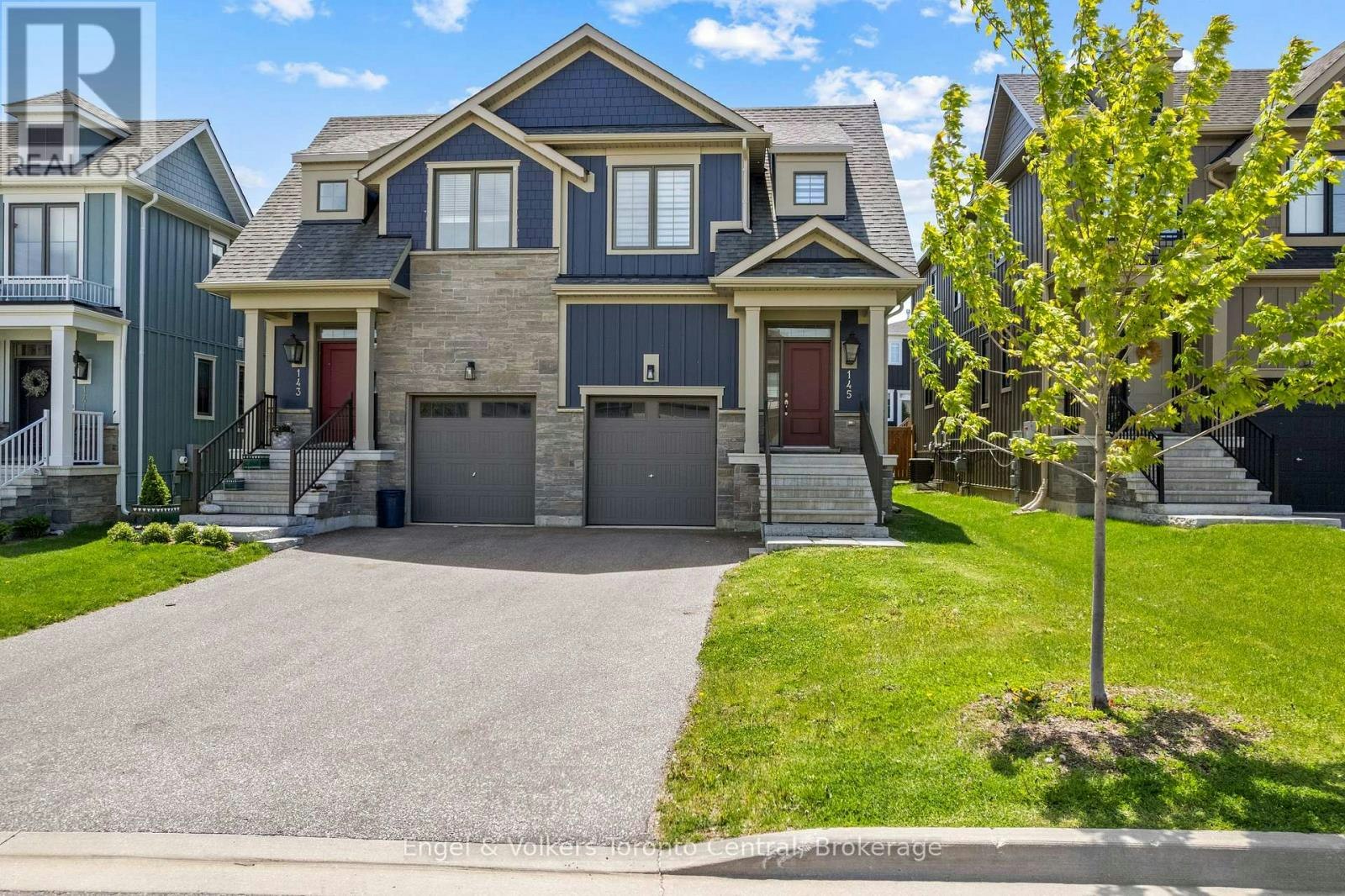 145 Sycamore Street, Blue Mountains, ON, L9Y 4E4