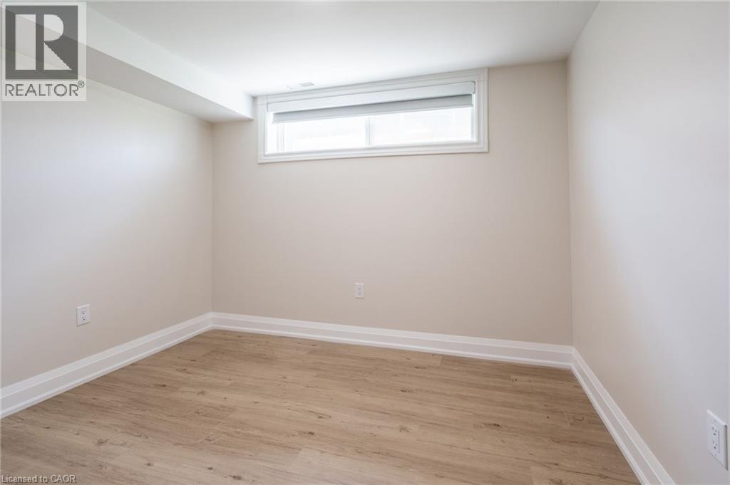D-80 Irene Avenue, Hamilton, ON, L8G 2B2 - 8