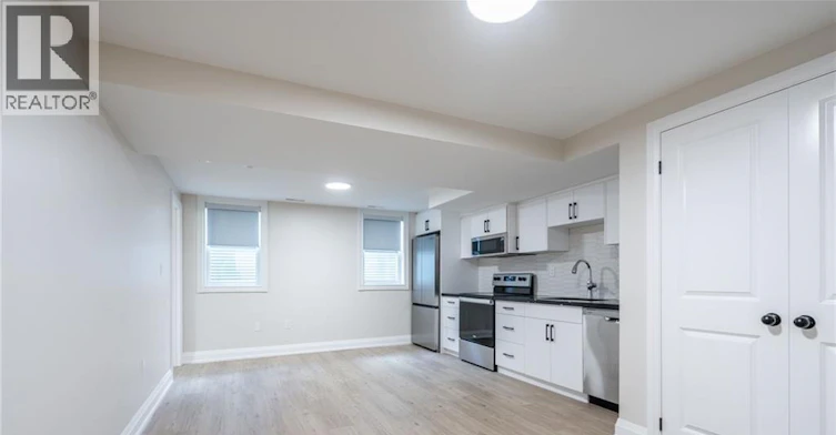 D-80 Irene Avenue, Hamilton, ON, L8G 2B2 - 3