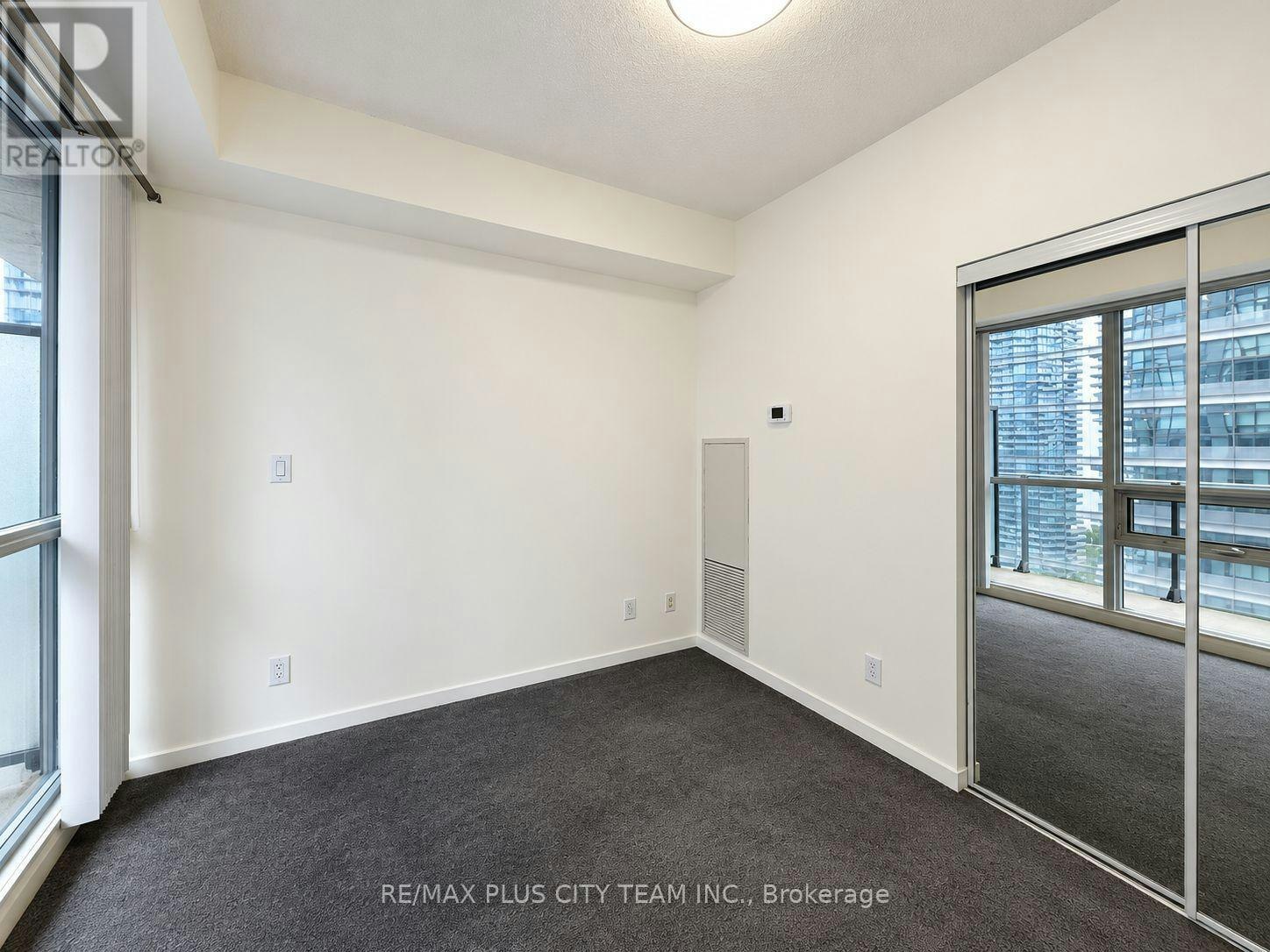 2605-65 Bremner Boulevard, Toronto, ON, M5J 0A7 - 12