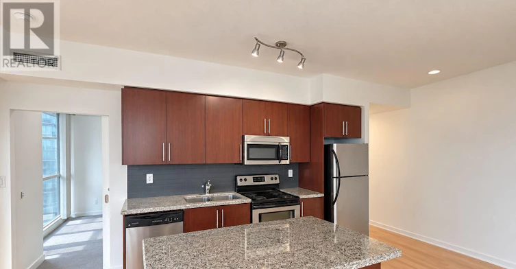 2605-65 Bremner Boulevard, Toronto, ON, M5J 0A7 - 6