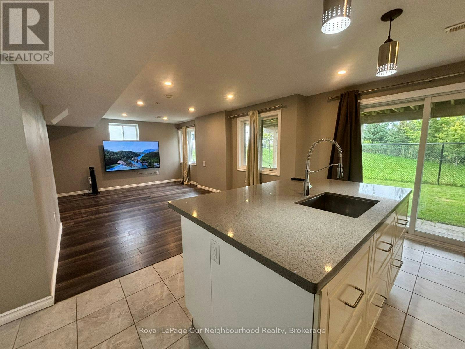 1 Richard Davies Crescent, Clarington, ON, L1C 3K2 - 12