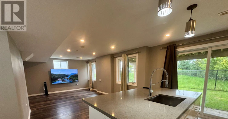 1 Richard Davies Crescent, Clarington, ON, L1C 3K2 - 12