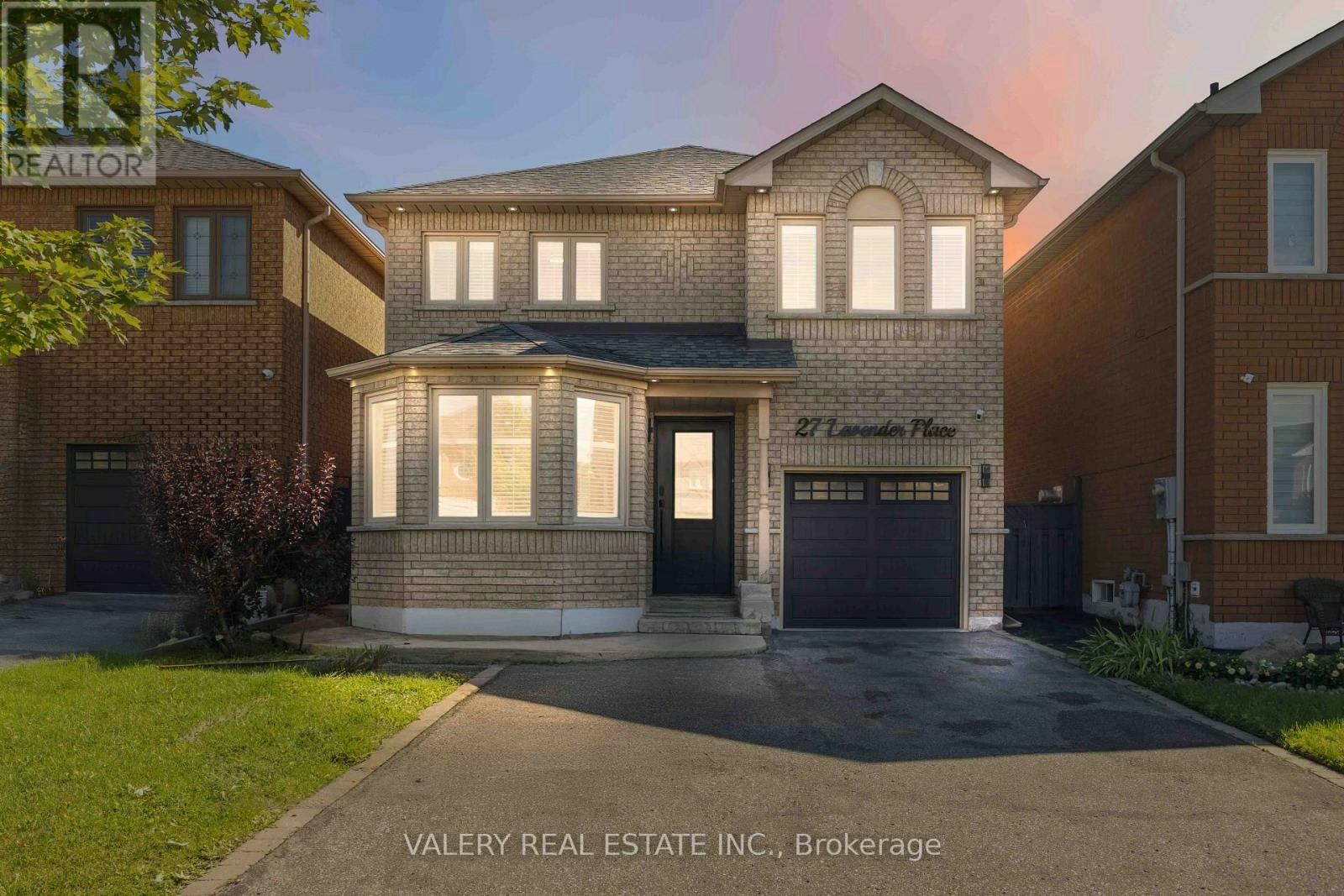 27 Lavender Place, Vaughan, ON, L4L 9B3