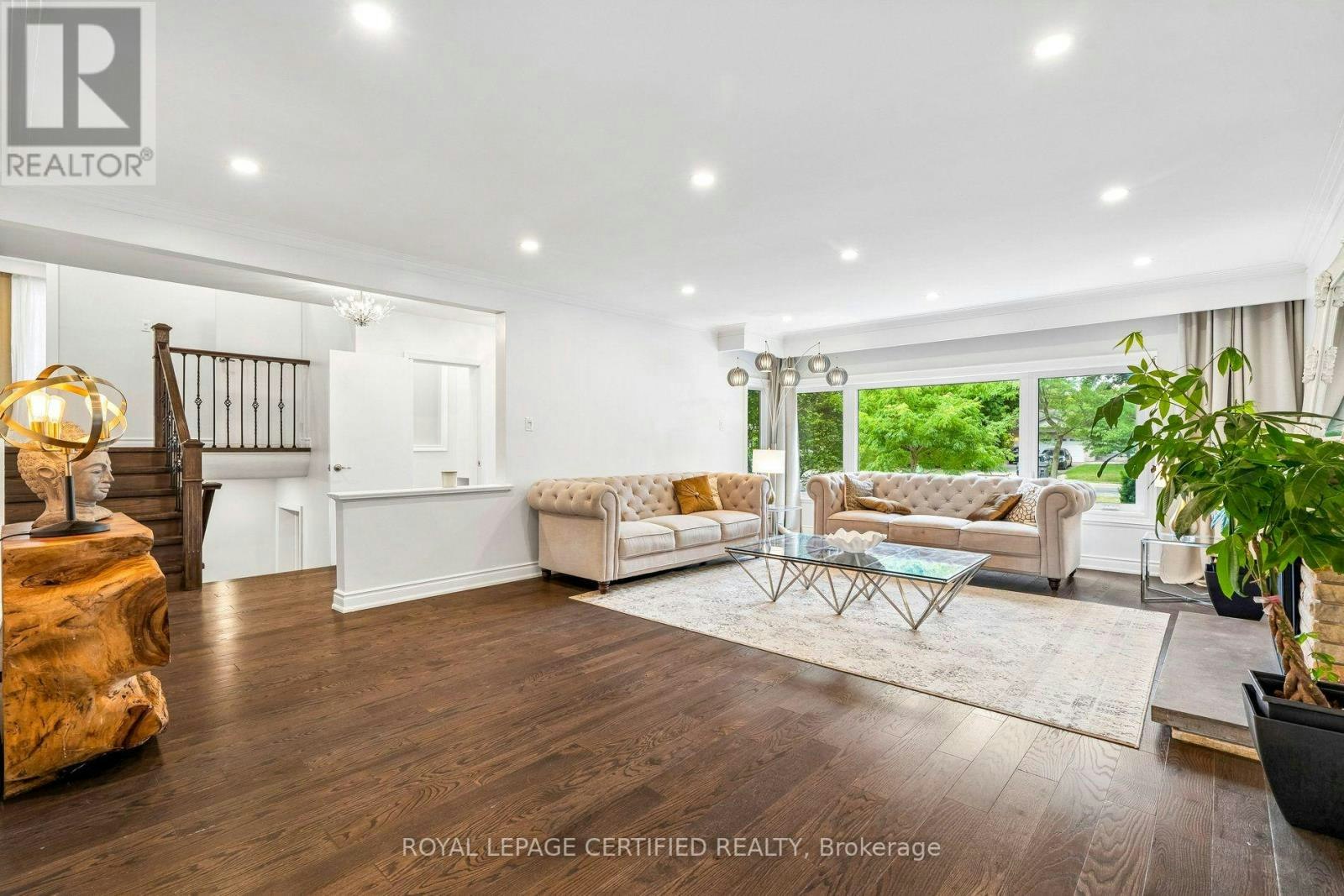 462 The Kingsway, Toronto, ON, M9A 3W4