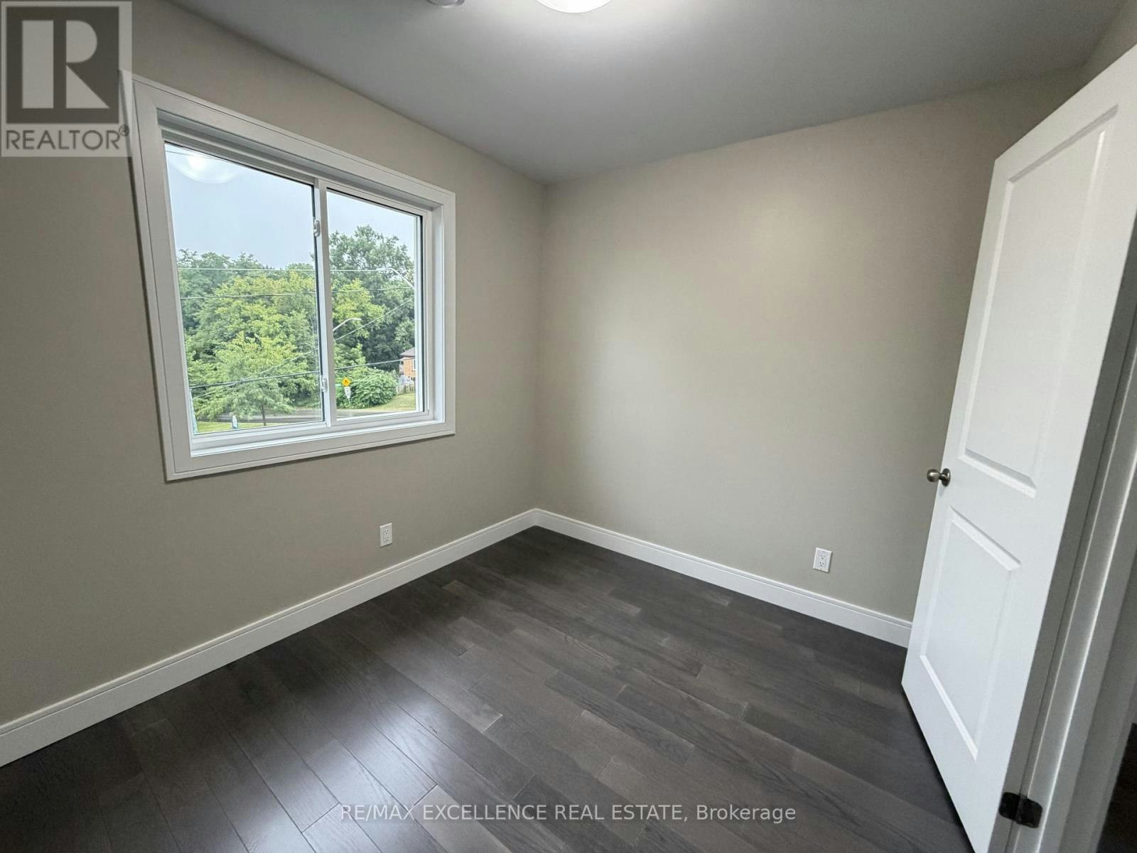 18 Huff Avenue, Brantford, ON, N3R 2A3 - 15