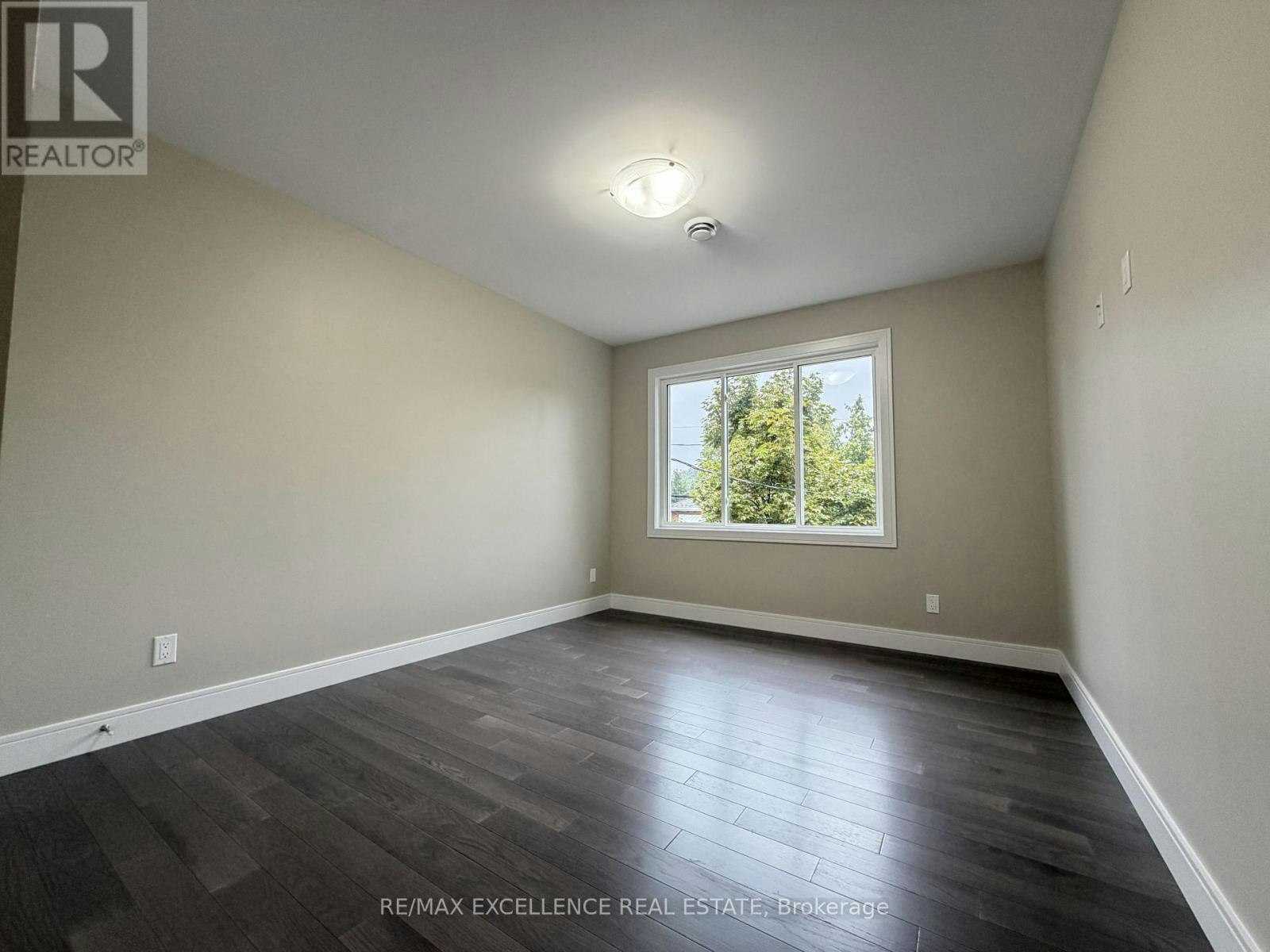 18 Huff Avenue, Brantford, ON, N3R 2A3 - 11