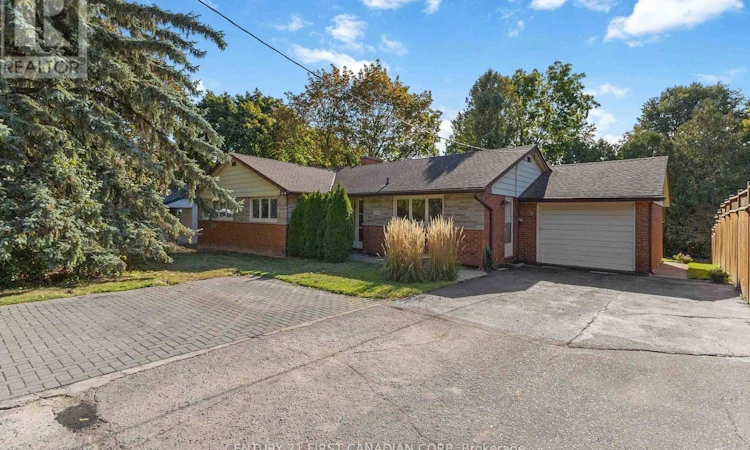 296 Sarnia Road