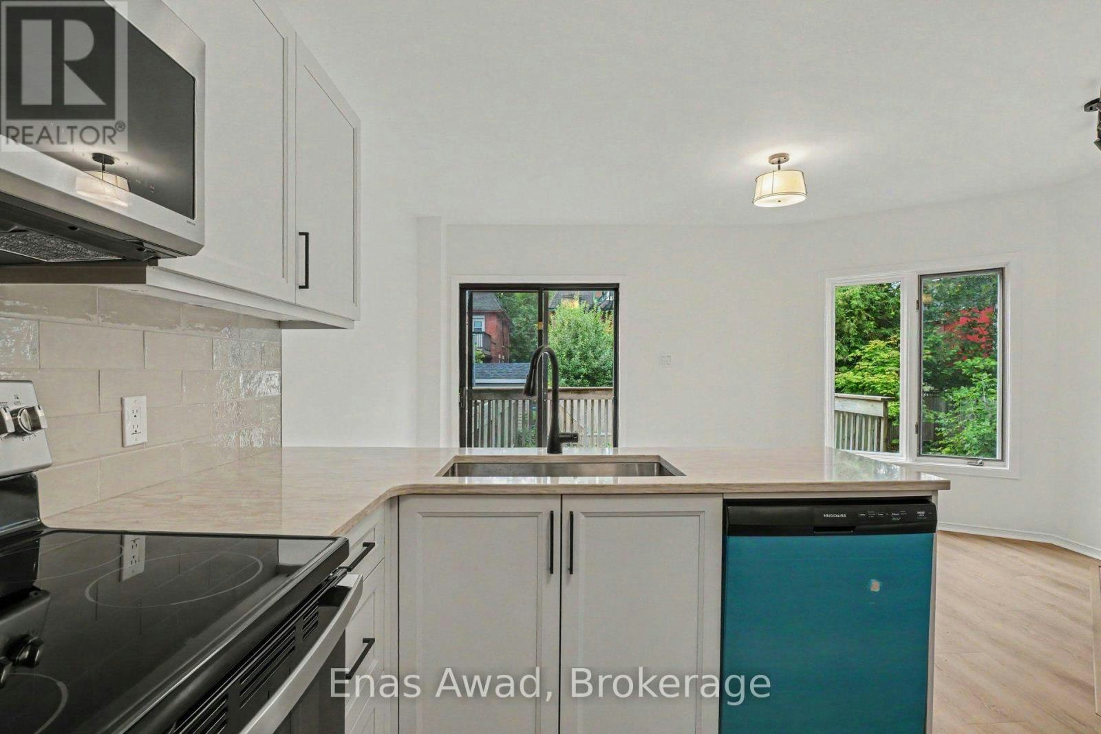 46 Hopewell Avenue, Ottawa, ON, K1S 2Y8 - 6