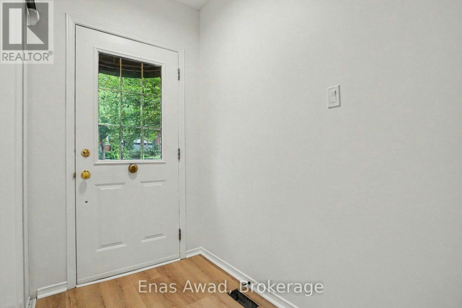 46 Hopewell Avenue, Ottawa, ON, K1S 2Y8 - 3