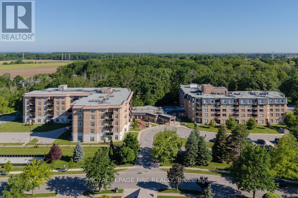 220-8111 Forest Glen Drive, Niagara Falls, ON, L2H 2Y7
