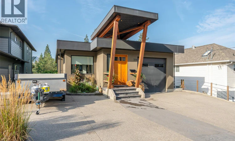 729 Creekside Road