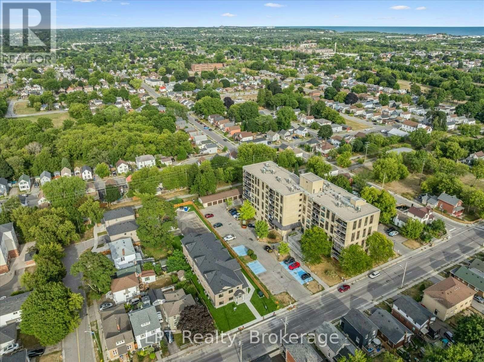 6-223 Albert Street, Oshawa, ON, L1H 4R6 - 33
