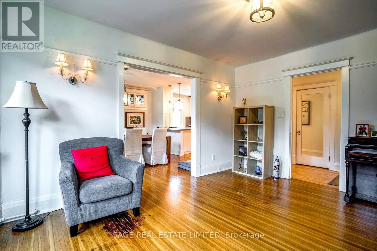 8-3 Lonsdale Road, Toronto, ON, M4V 1W4 - 7