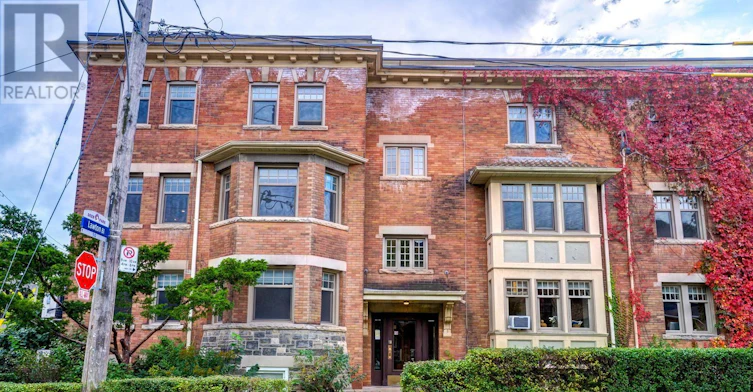 8-3 Lonsdale Road, Toronto, ON, M4V 1W4