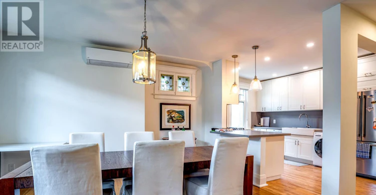 8-3 Lonsdale Road, Toronto, ON, M4V 1W4 - 8