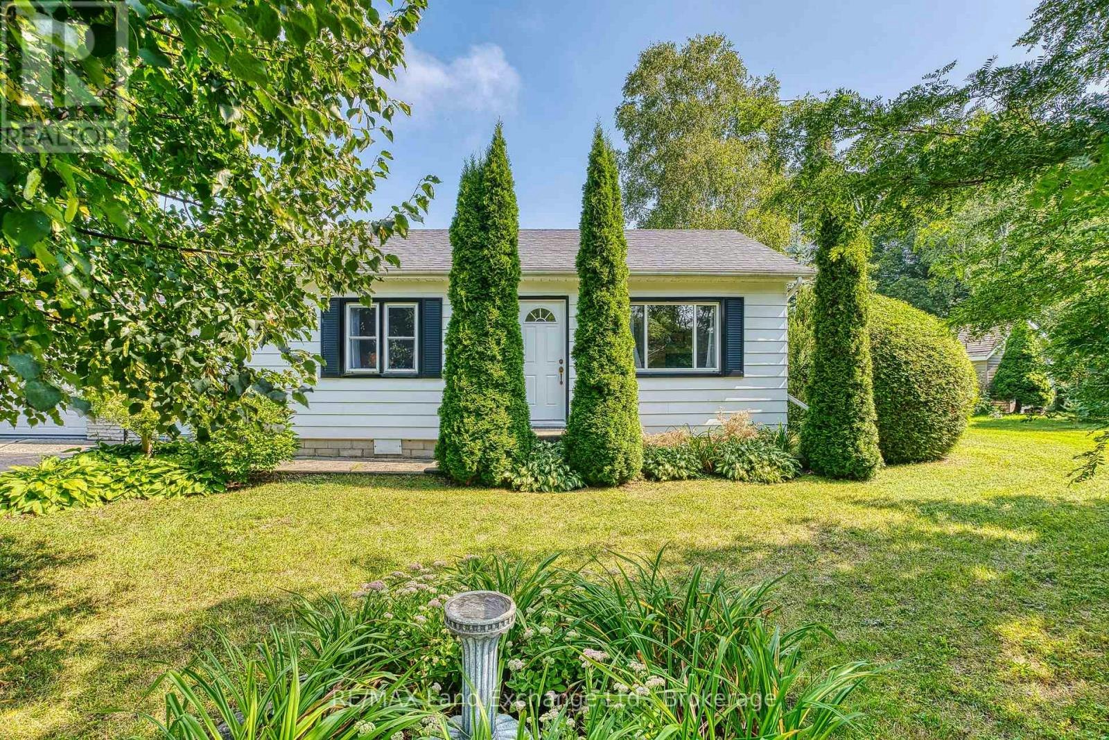 72 Grey Street S, Saugeen Shores, ON, N0H 2L0