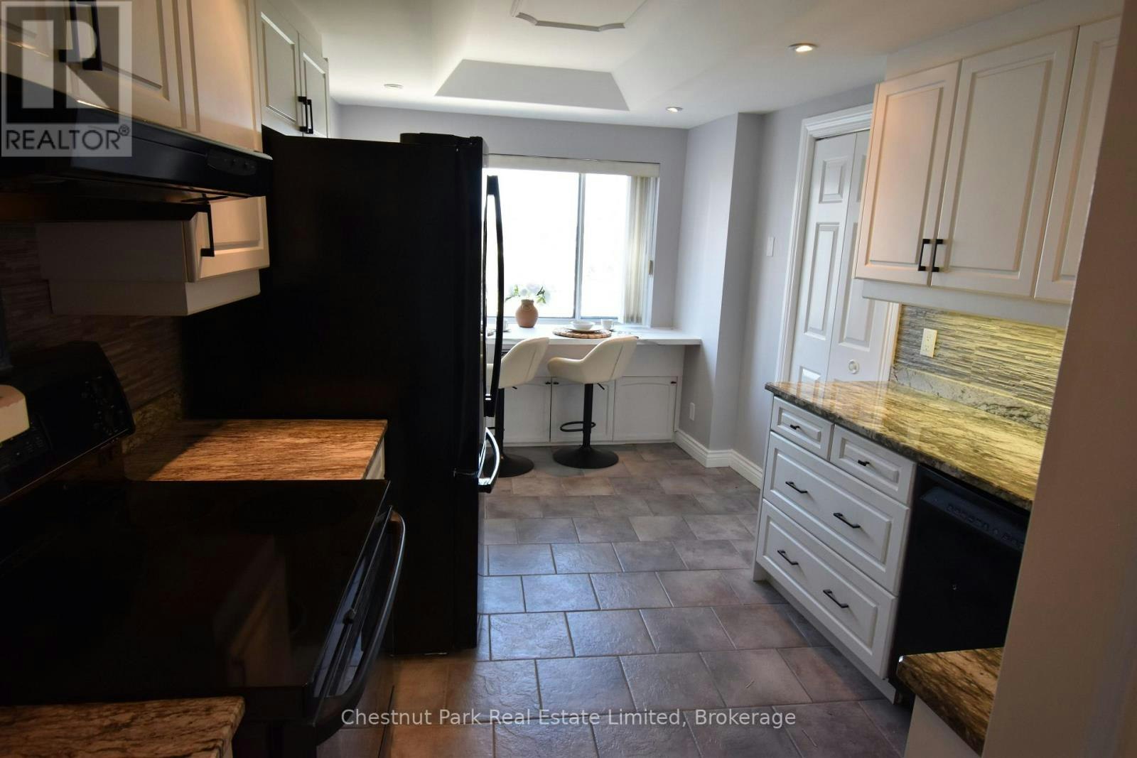 1001-2 Front Street SOUTH, Belleville, ON, K8N 5K7 - 11