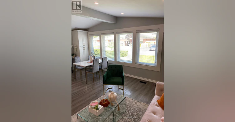 876 Antonio Street, Pickering, ON, L1W 1T3 - 10