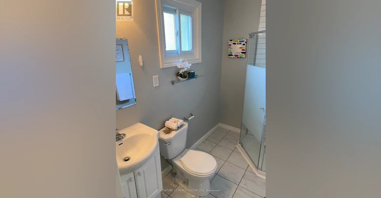 876 Antonio Street, Pickering, ON, L1W 1T3 - 18