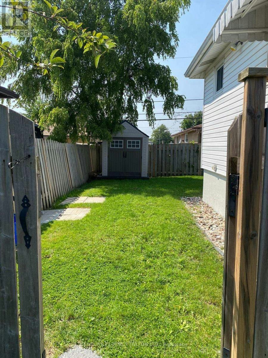 876 Antonio Street, Pickering, ON, L1W 1T3 - 25