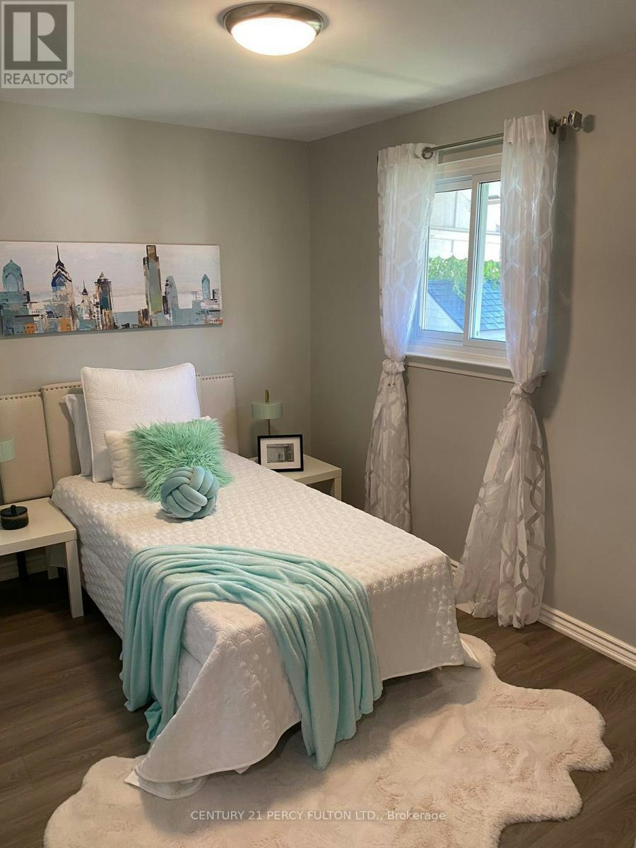 876 Antonio Street, Pickering, ON, L1W 1T3 - 23