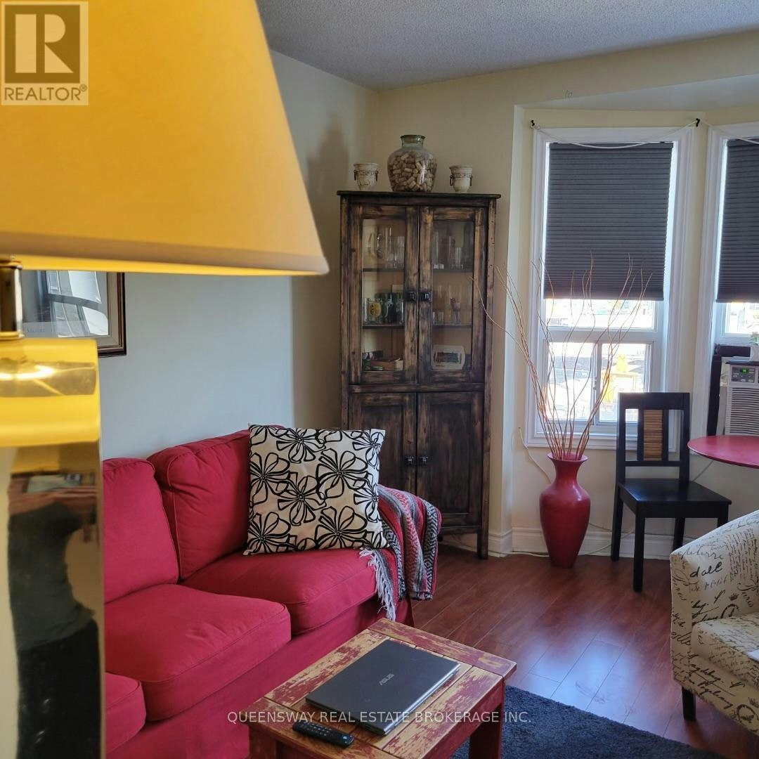705 Danforth Avenue, Toronto, ON, M4J 1L2 - 4