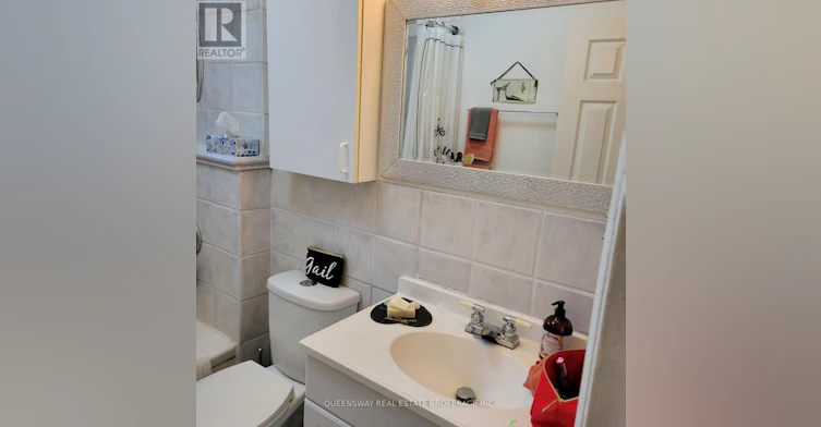 705 Danforth Avenue, Toronto, ON, M4J 1L2 - 7