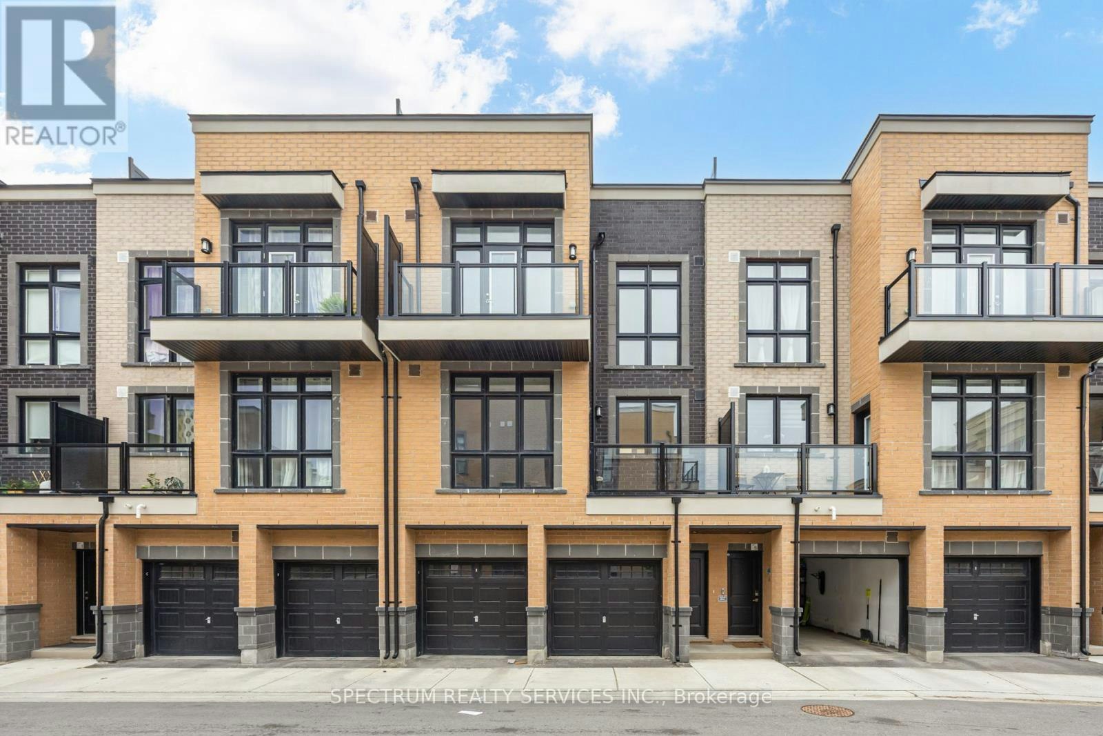 3-7 Phelps Lane, Richmond Hill, ON, L4E 1J4