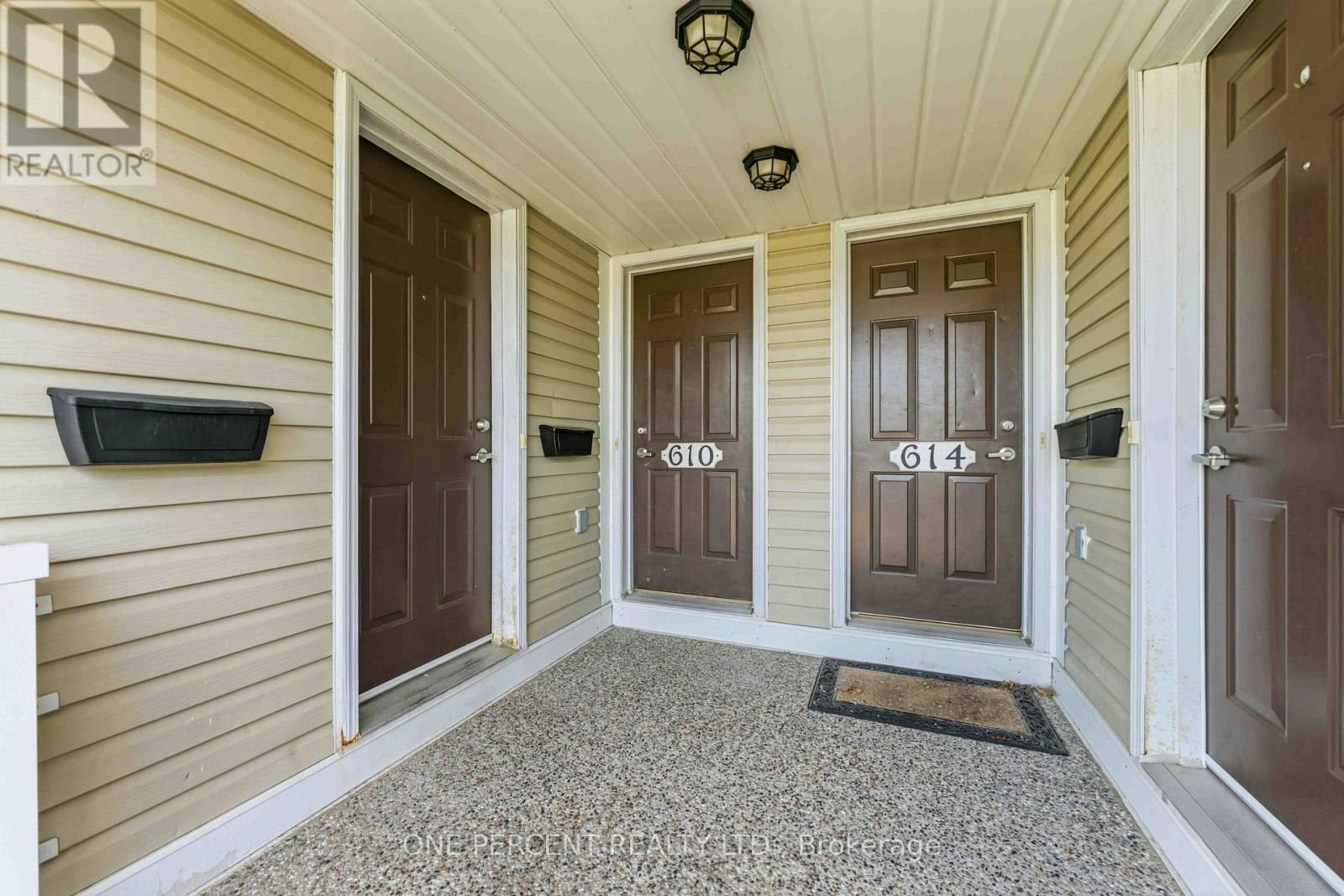 610 Lakeridge Drive, Ottawa, ON, K4A 0H4 - 3