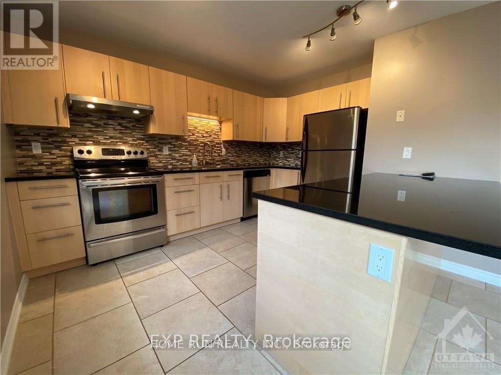 34 Brockington Crescent, Ottawa, ON, K2G 4K2 - 9
