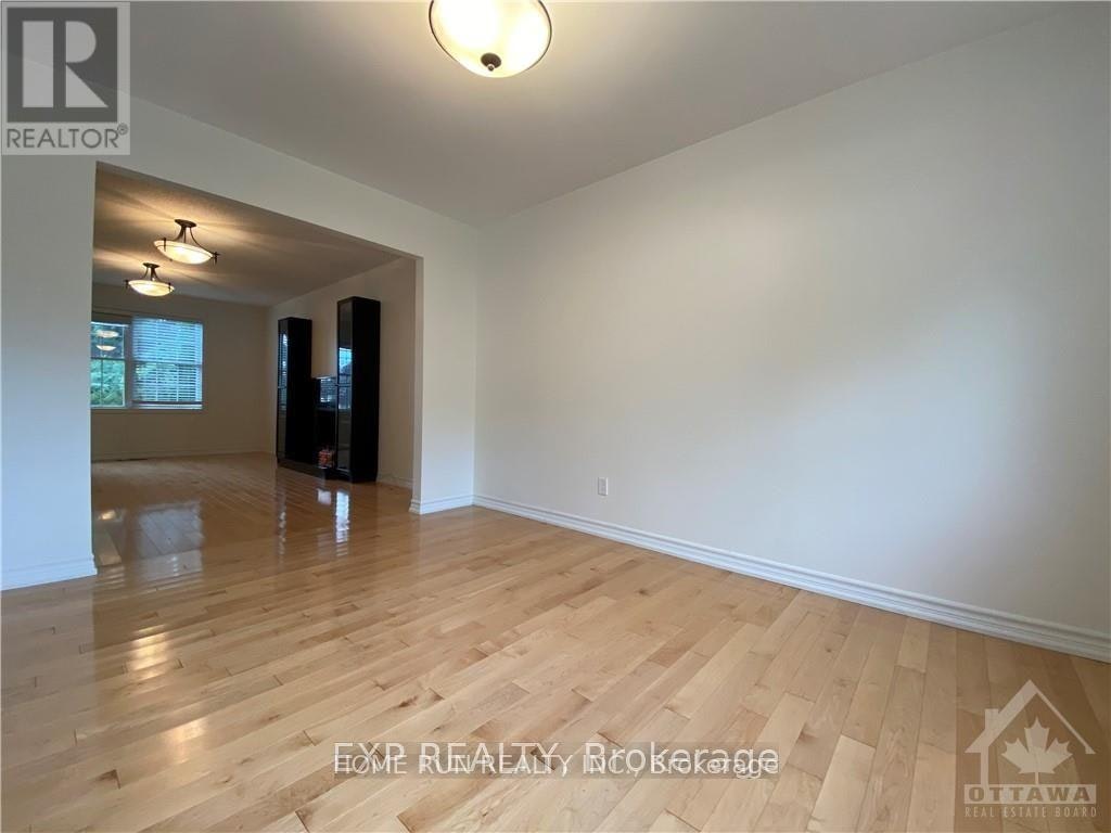 34 Brockington Crescent, Ottawa, ON, K2G 4K2 - 6