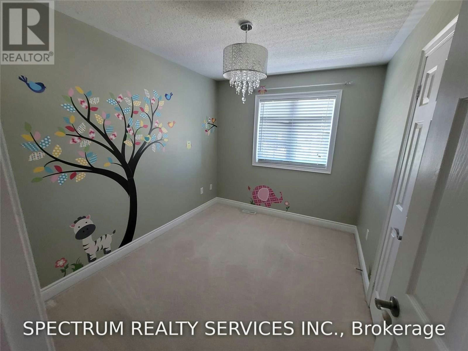 7 Charlemagne Avenue, Barrie, ON, L4M 0A9 - 9