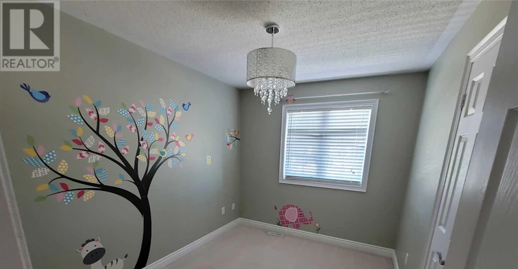 7 Charlemagne Avenue, Barrie, ON, L4M 0A9 - 9