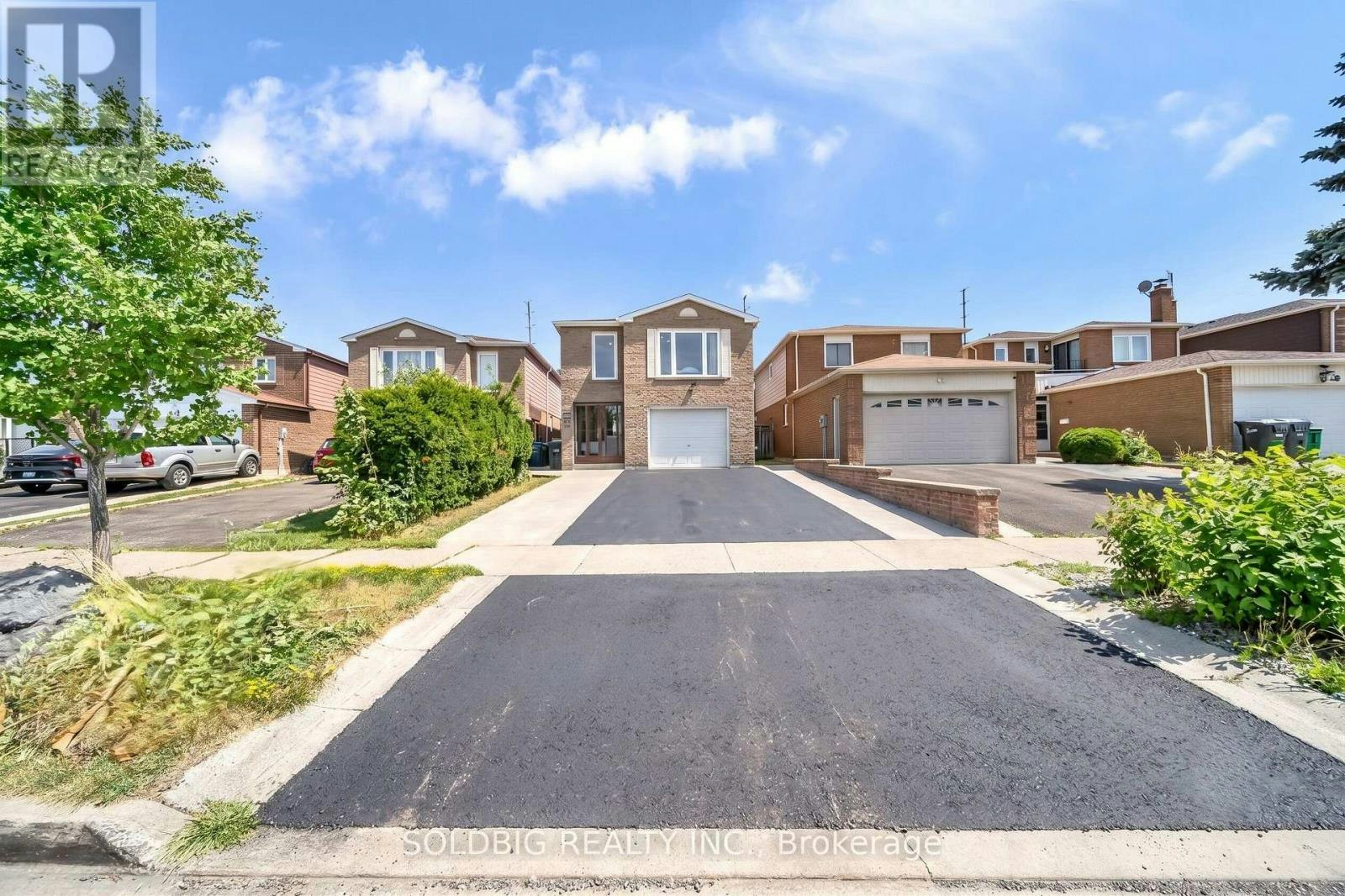 76 Banting Crescent, Brampton, ON, L6Y 2K9