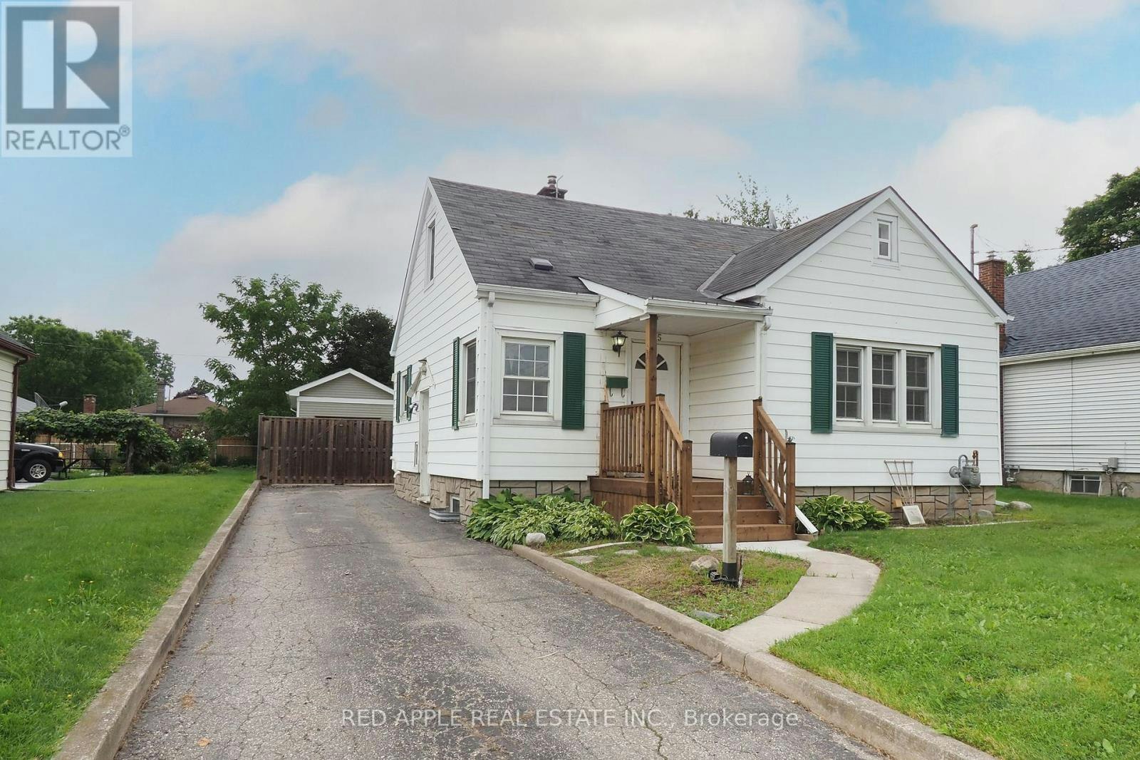 65 Elgin Street S, Cambridge, ON, N1R 5G6