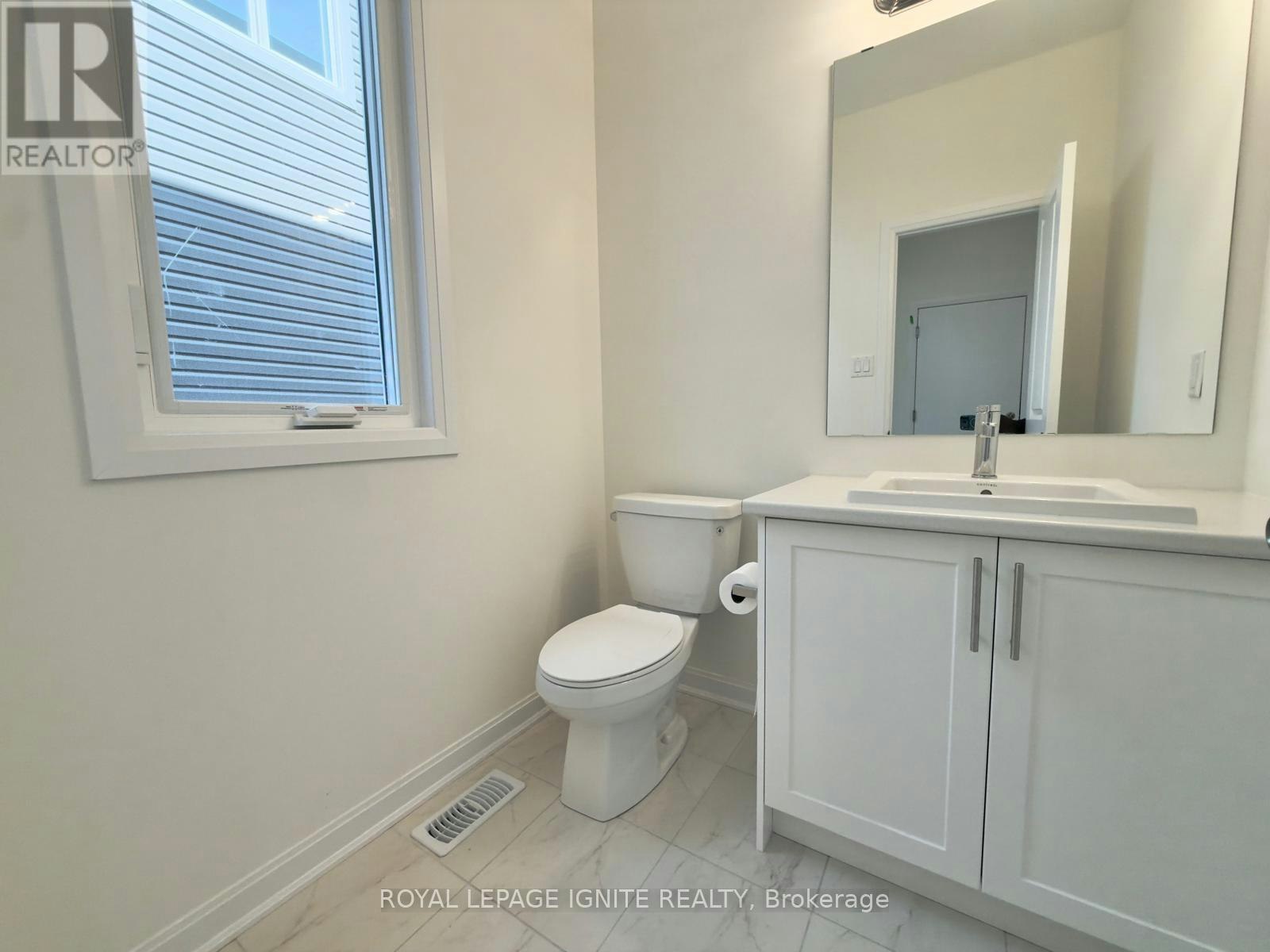 50 Royal Oak Crescent, Loyalist, ON, K0H 1G0 - 47