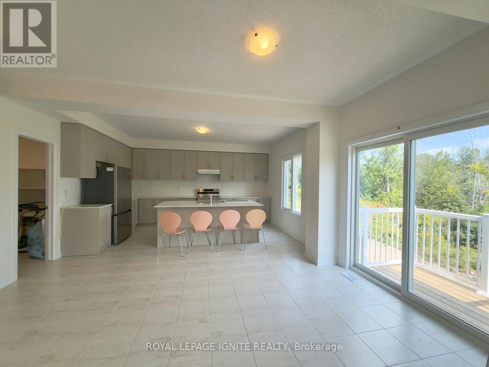 50 Royal Oak Crescent, Loyalist, ON, K0H 1G0 - 7