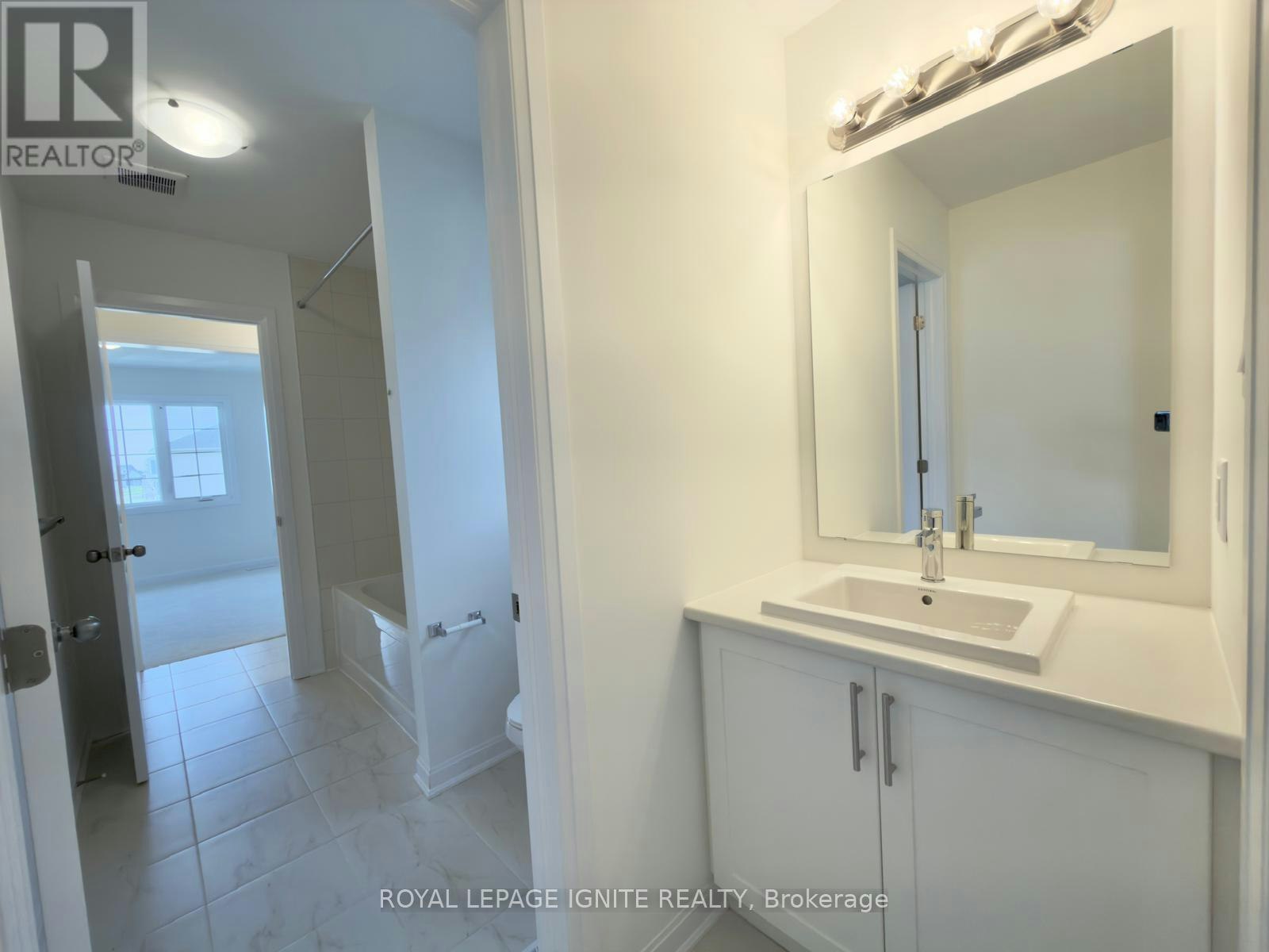 50 Royal Oak Crescent, Loyalist, ON, K0H 1G0 - 30