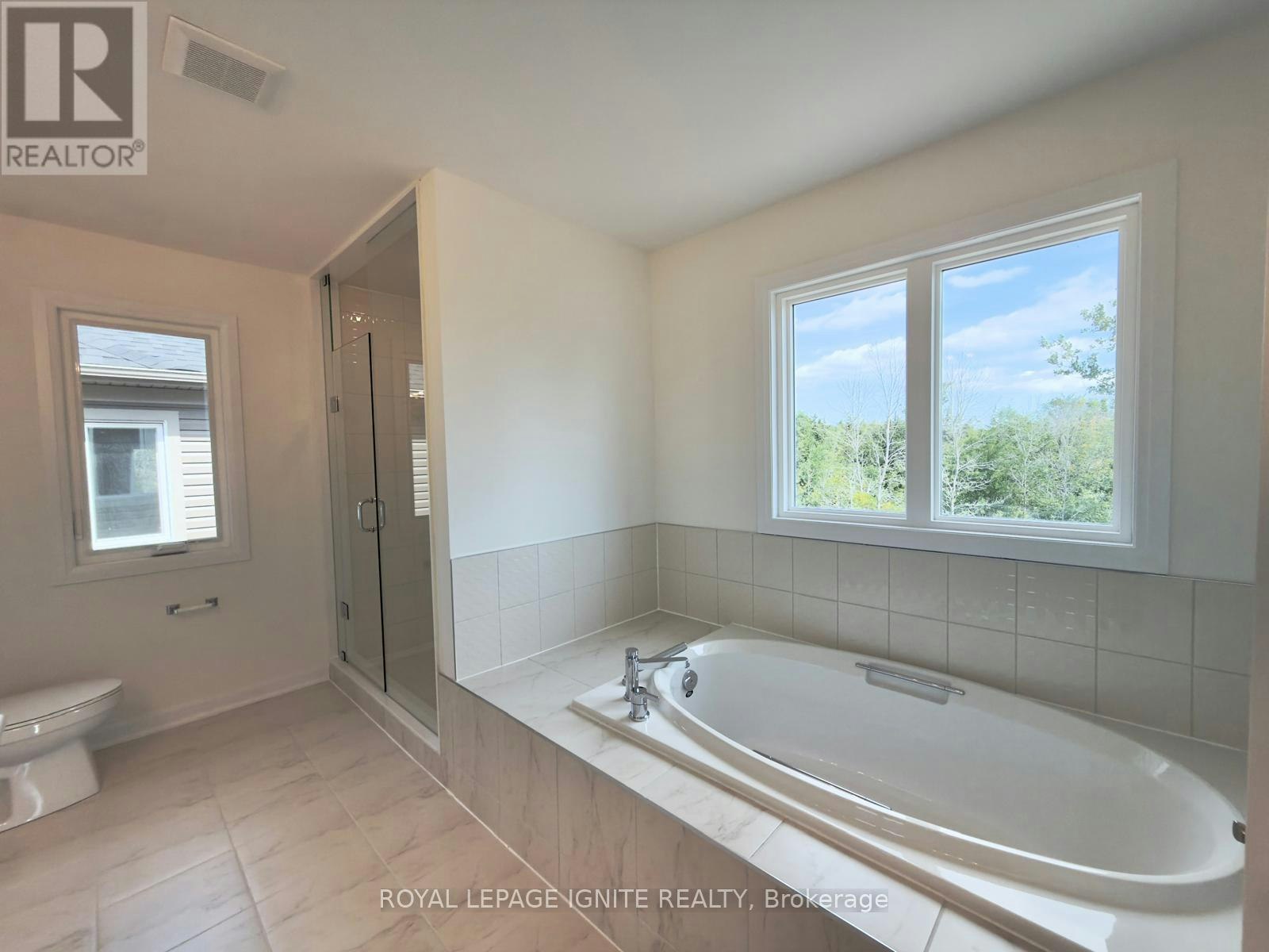 50 Royal Oak Crescent, Loyalist, ON, K0H 1G0 - 37