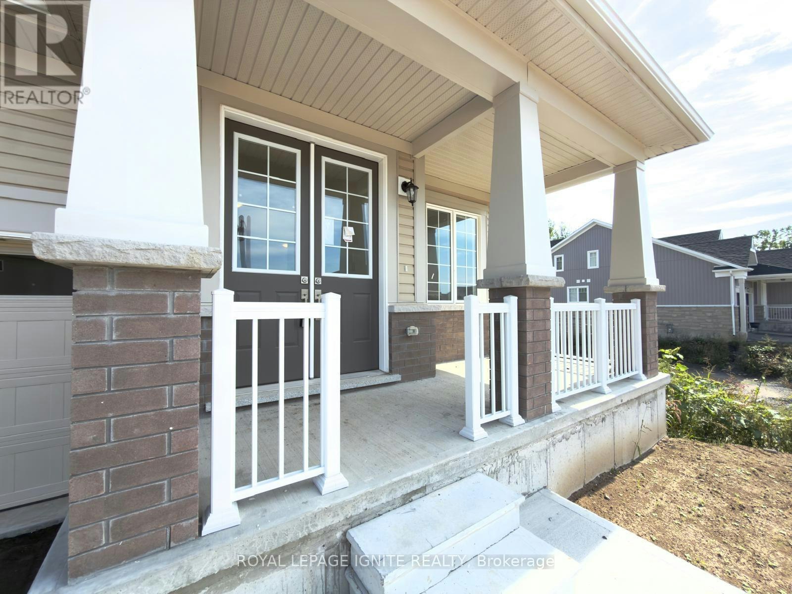 50 Royal Oak Crescent, Loyalist, ON, K0H 1G0 - 3