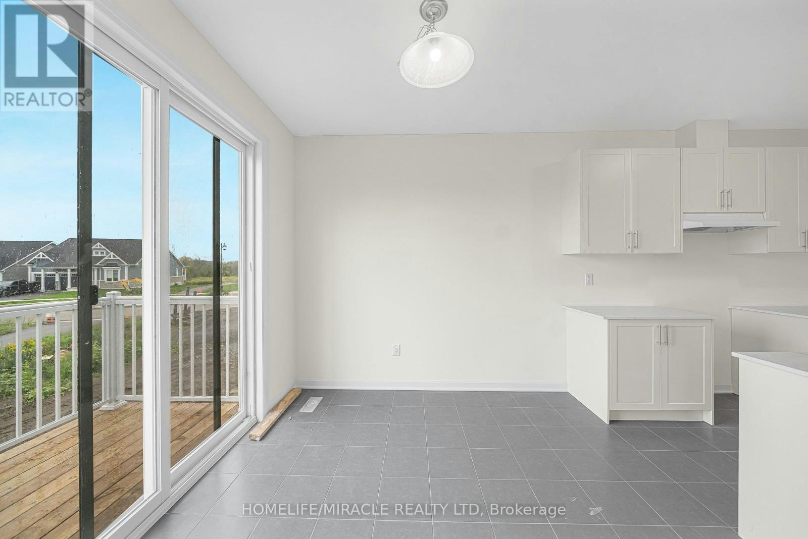 8 Royal Oak Crescent, Loyalist, ON, K0H 1G0 - 19