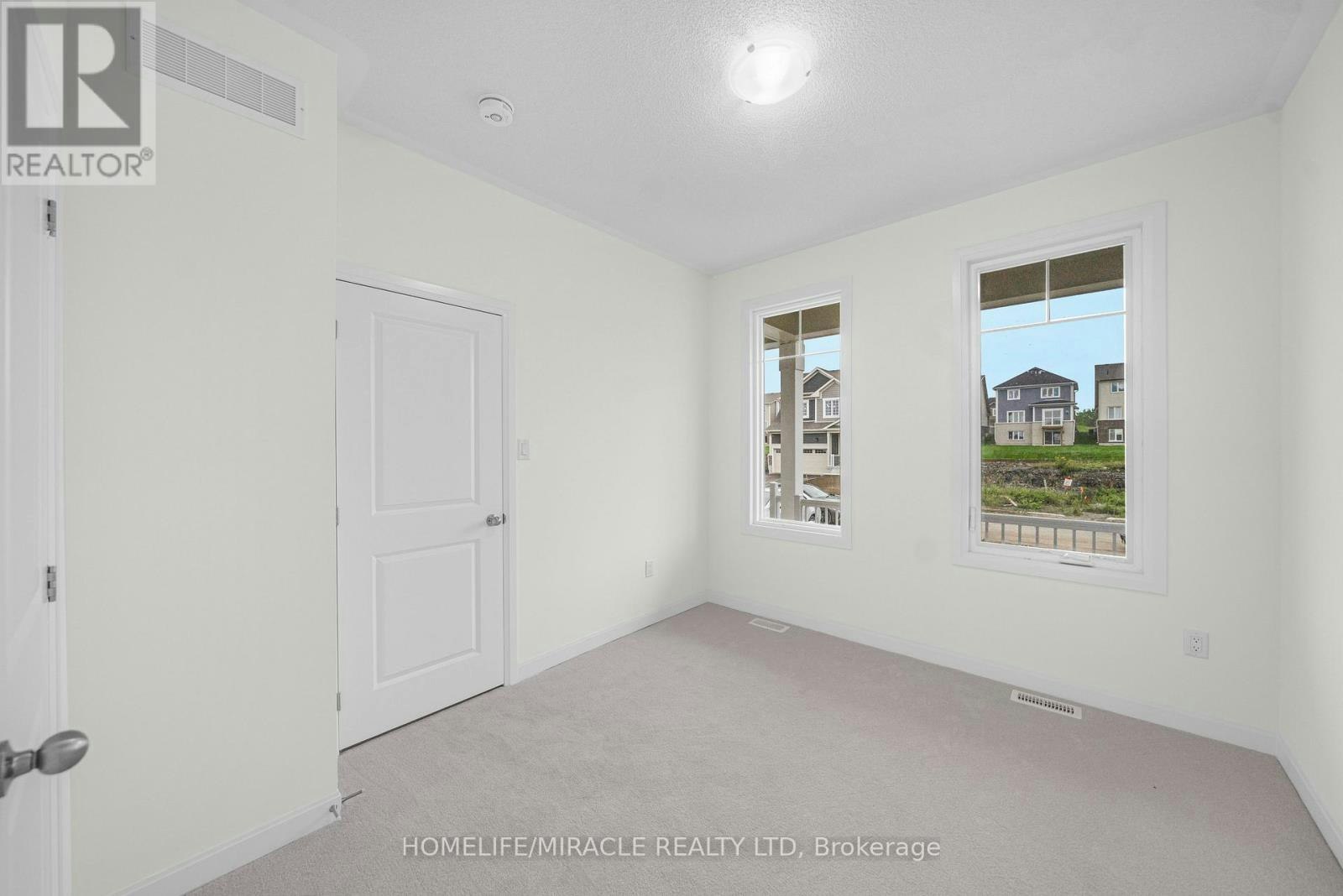8 Royal Oak Crescent, Loyalist, ON, K0H 1G0 - 8
